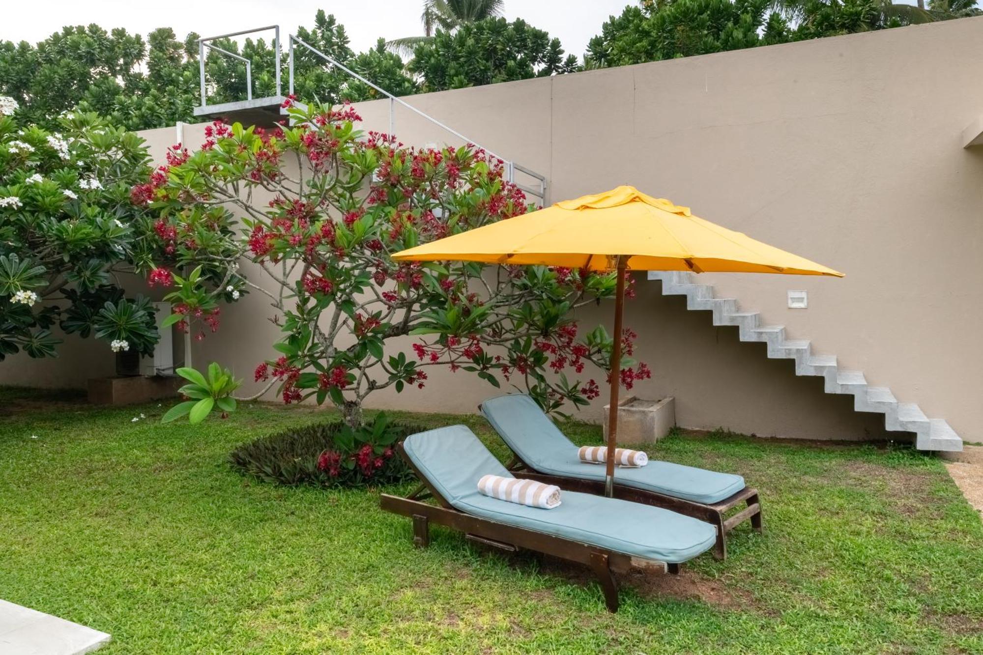 Bentota No 1 Villa Buitenkant foto