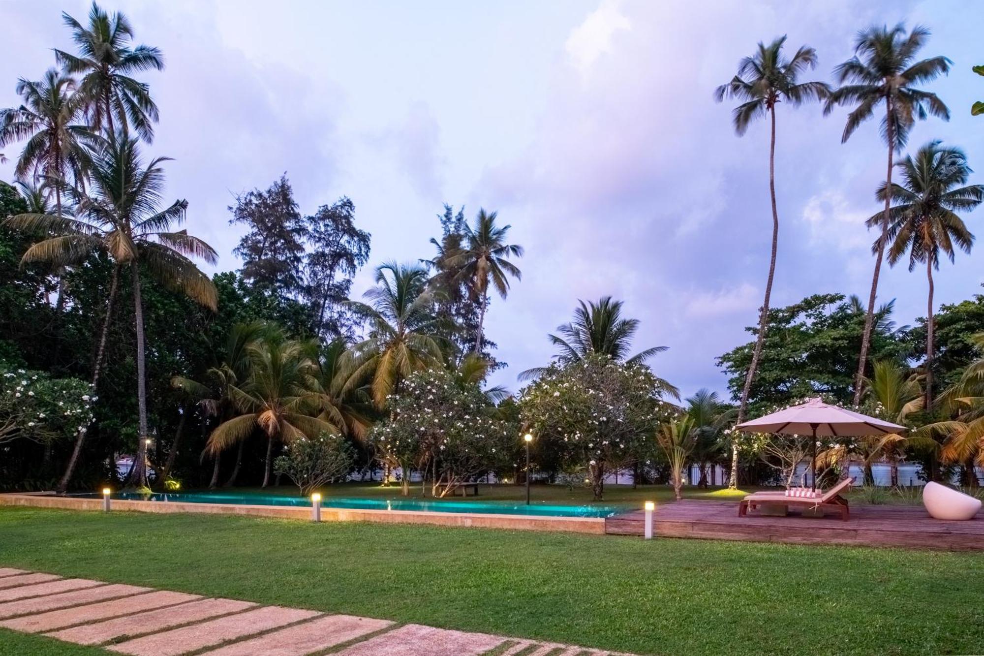 Bentota No 1 Villa Buitenkant foto